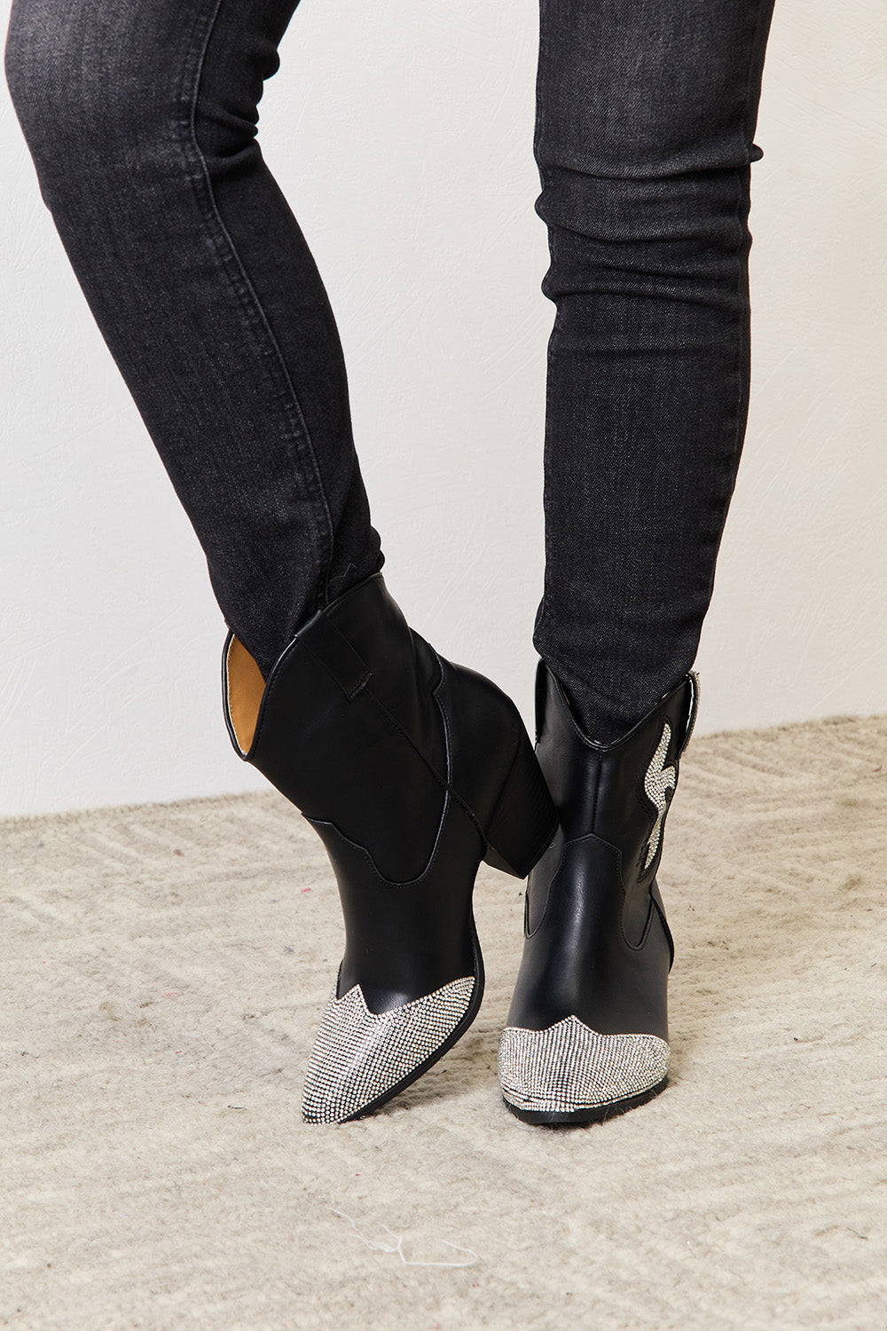 East Lion Corp Rhinestone Pointed Cowboys Ankle Boots